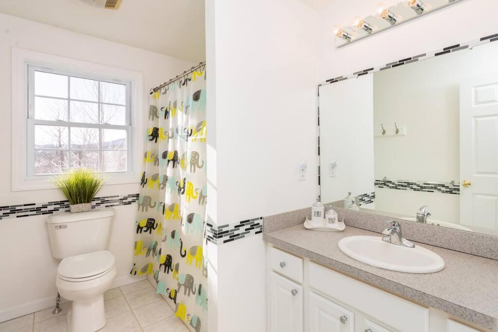 Fun & Fabulous Getaway Villa Gilford Exterior photo