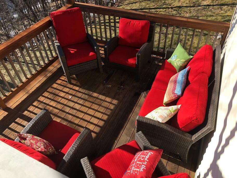 Fun & Fabulous Getaway Villa Gilford Exterior photo